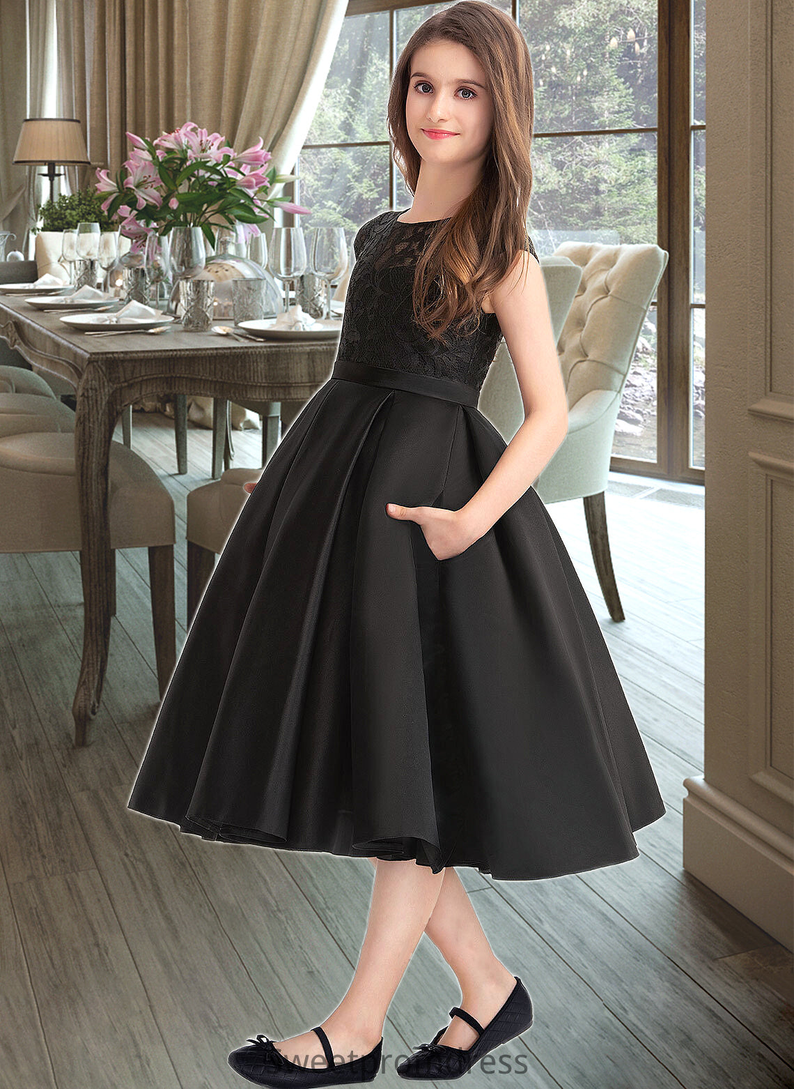 Minnie A-Line Scoop Neck Knee-Length Satin Lace Junior Bridesmaid Dress With Pockets DHP0013335