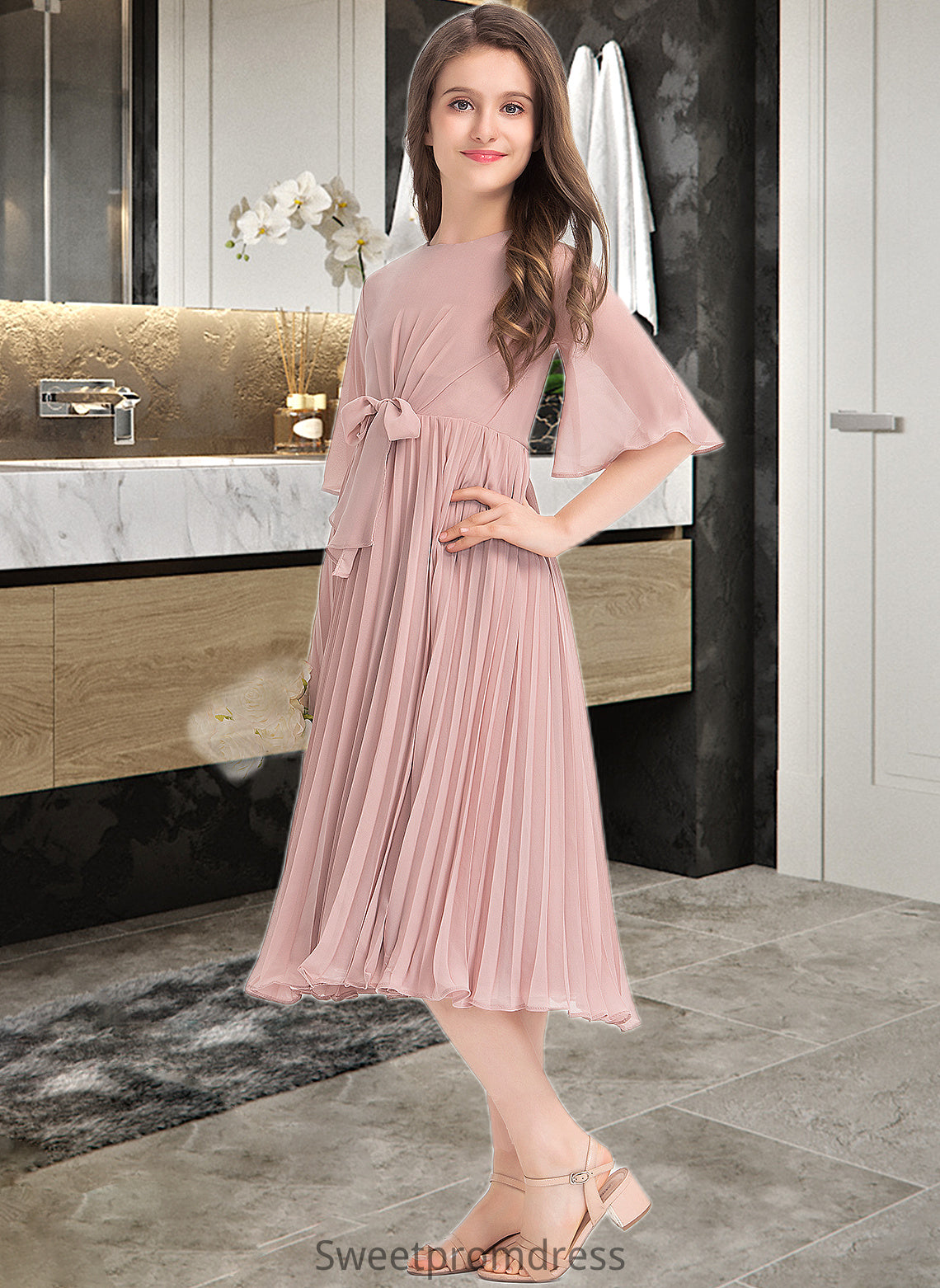 Pat A-Line Scoop Neck Knee-Length Chiffon Junior Bridesmaid Dress With Bow(s) Pleated DHP0013377