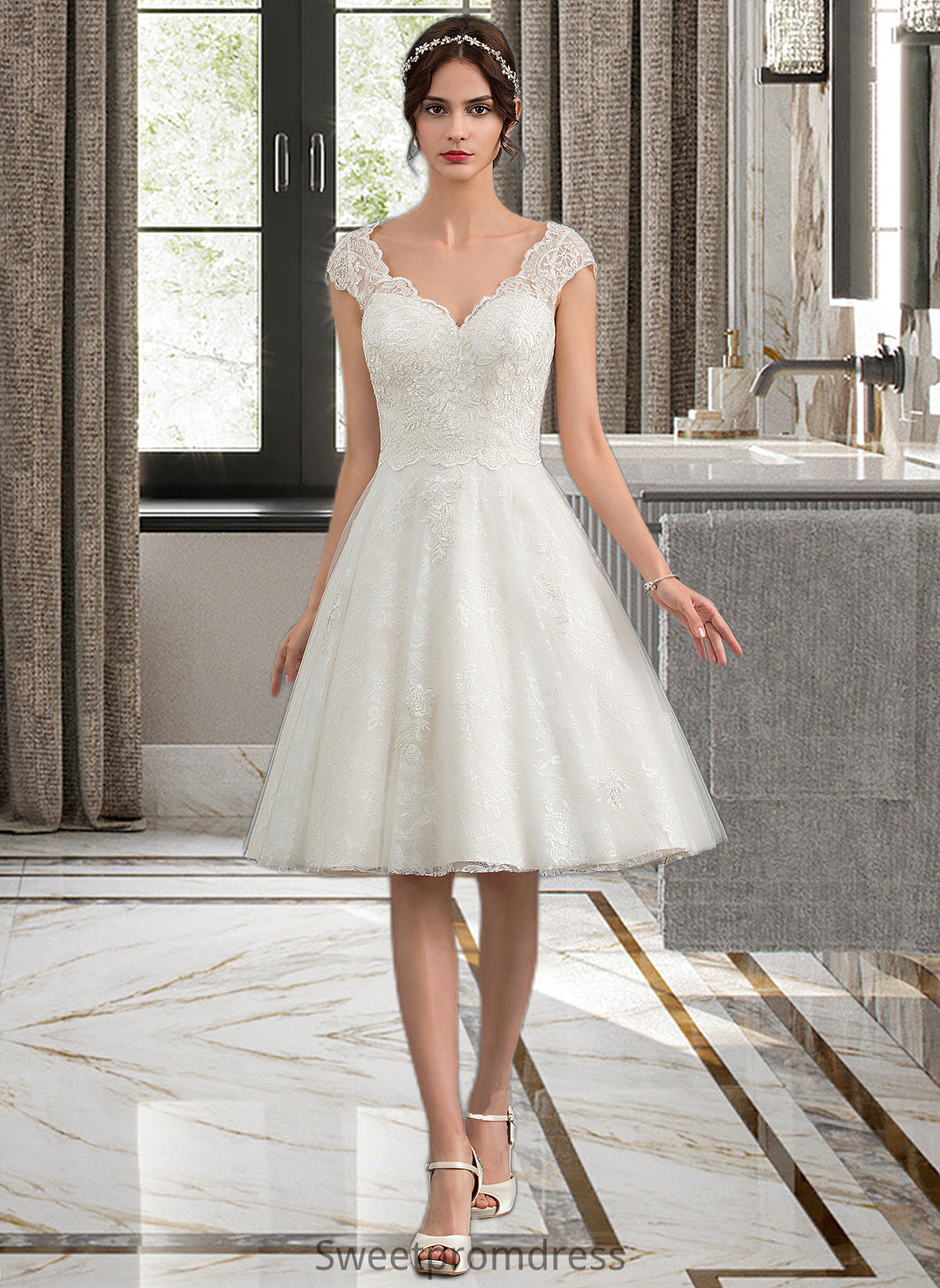 Beryl A-Line V-neck Knee-Length Tulle Lace Wedding Dress DHP0013700