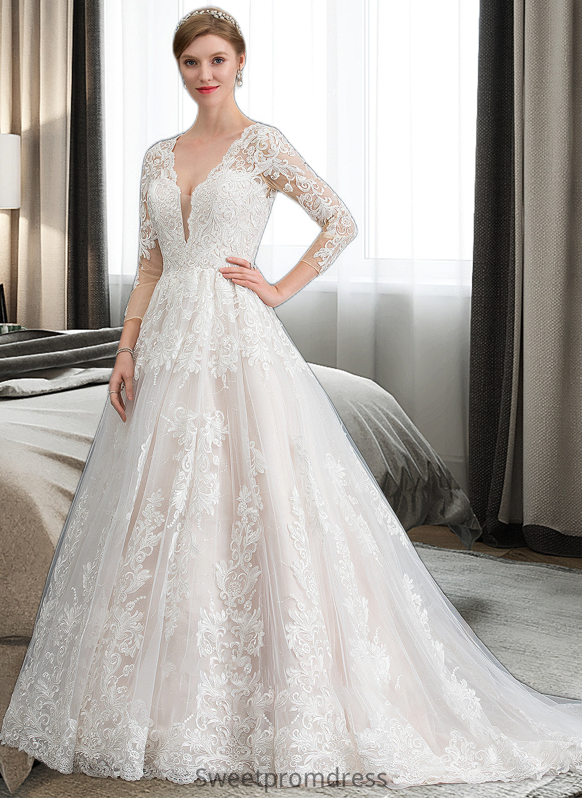 Maryjane Ball-Gown/Princess V-neck Chapel Train Tulle Wedding Dress DHP0013735