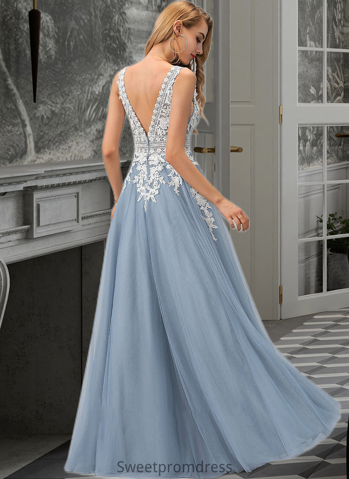 Chanel Ball-Gown/Princess V-neck Floor-Length Tulle Wedding Dress With Lace DHP0013763