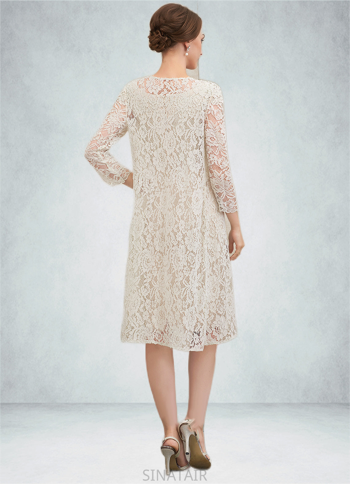 Seraphina Sheath/Column V-neck Knee-Length Chiffon Lace Mother of the Bride Dress With Bow(s) DH126P0014924