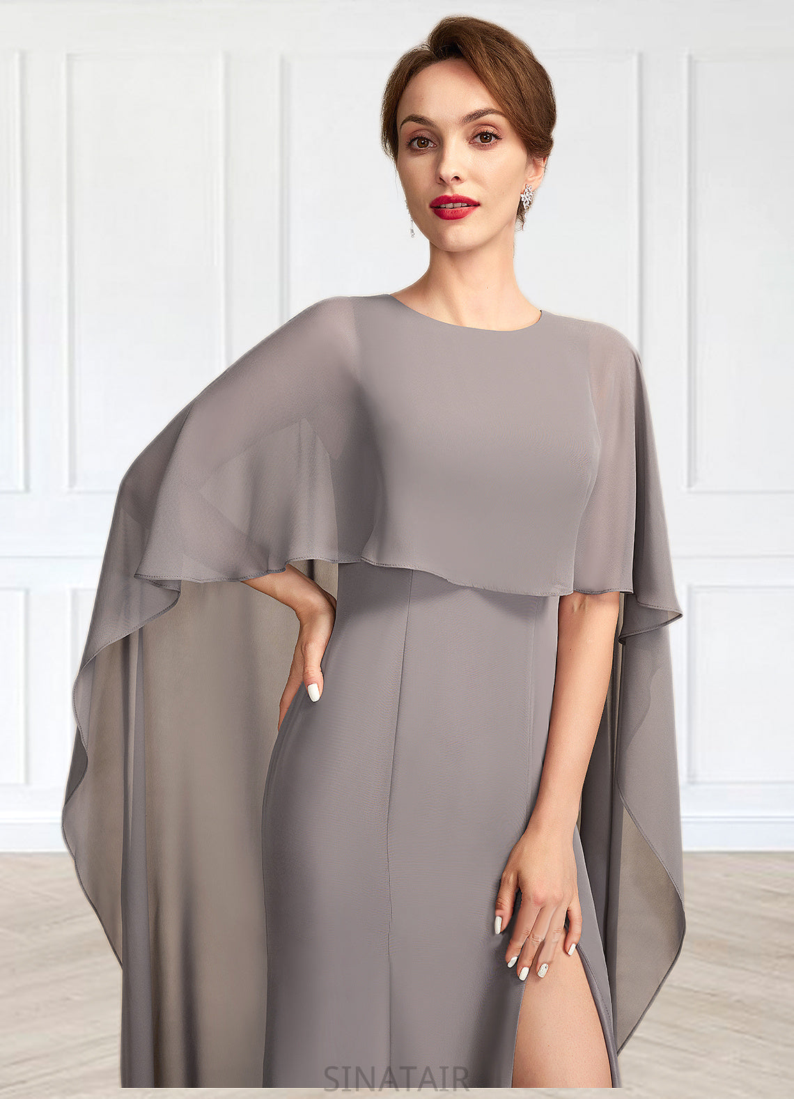 Aurora Sheath/Column Scoop Neck Sweep Train Chiffon Mother of the Bride Dress With Split Front DH126P0015000