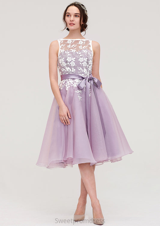 Bateau Sleeveless Organza Knee-Length A-line/Princess Bridesmaid Dresses With Sashes Lace Shyanne DHP0025358