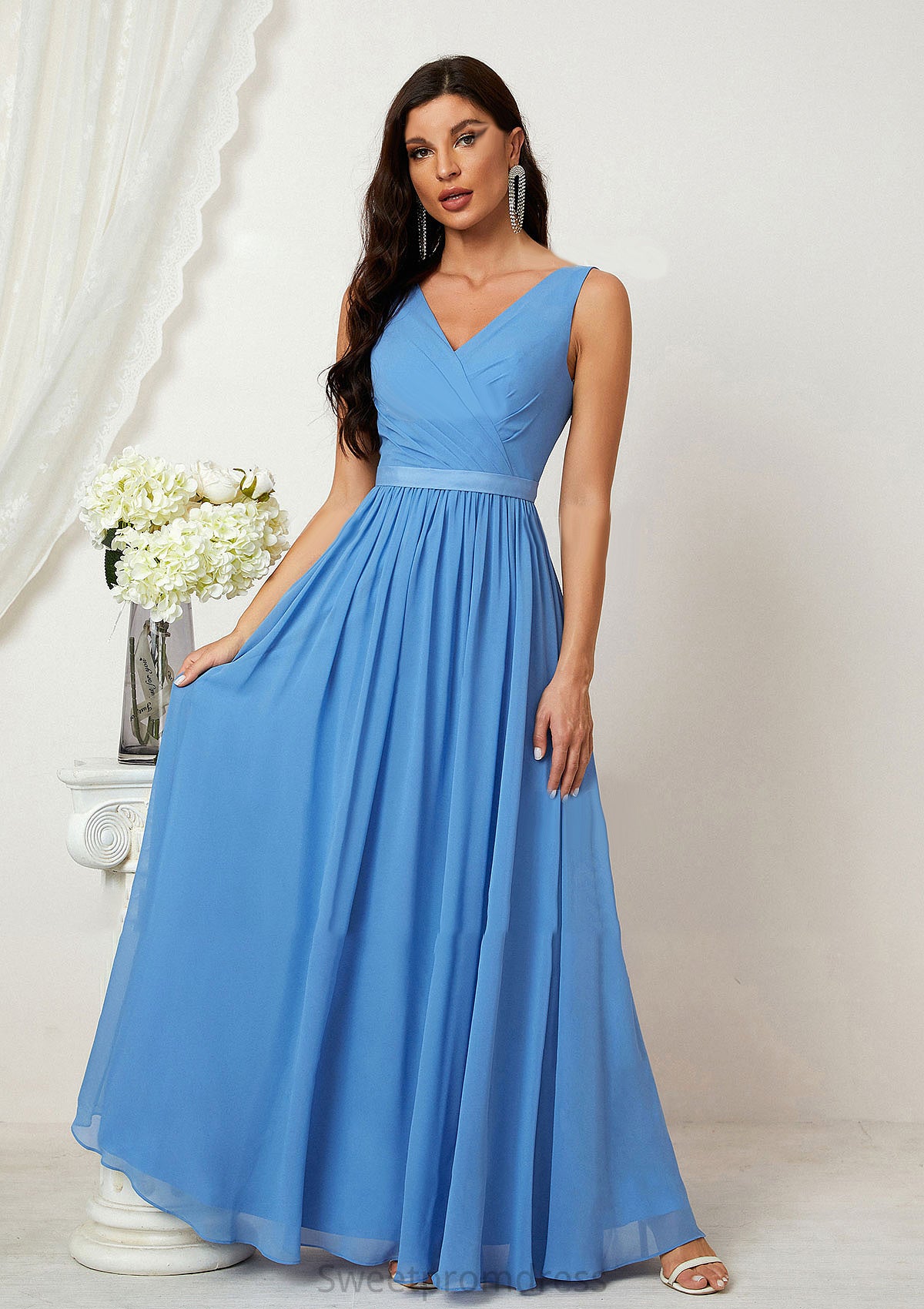 A-line V Neck Sleeveless Chiffon Long/Floor-Length Bridesmaid Dresses With Pleated Arabella DHP0025360