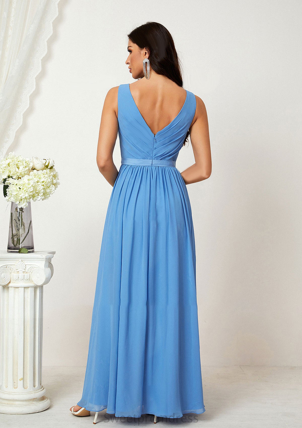 A-line V Neck Sleeveless Chiffon Long/Floor-Length Bridesmaid Dresses With Pleated Arabella DHP0025360