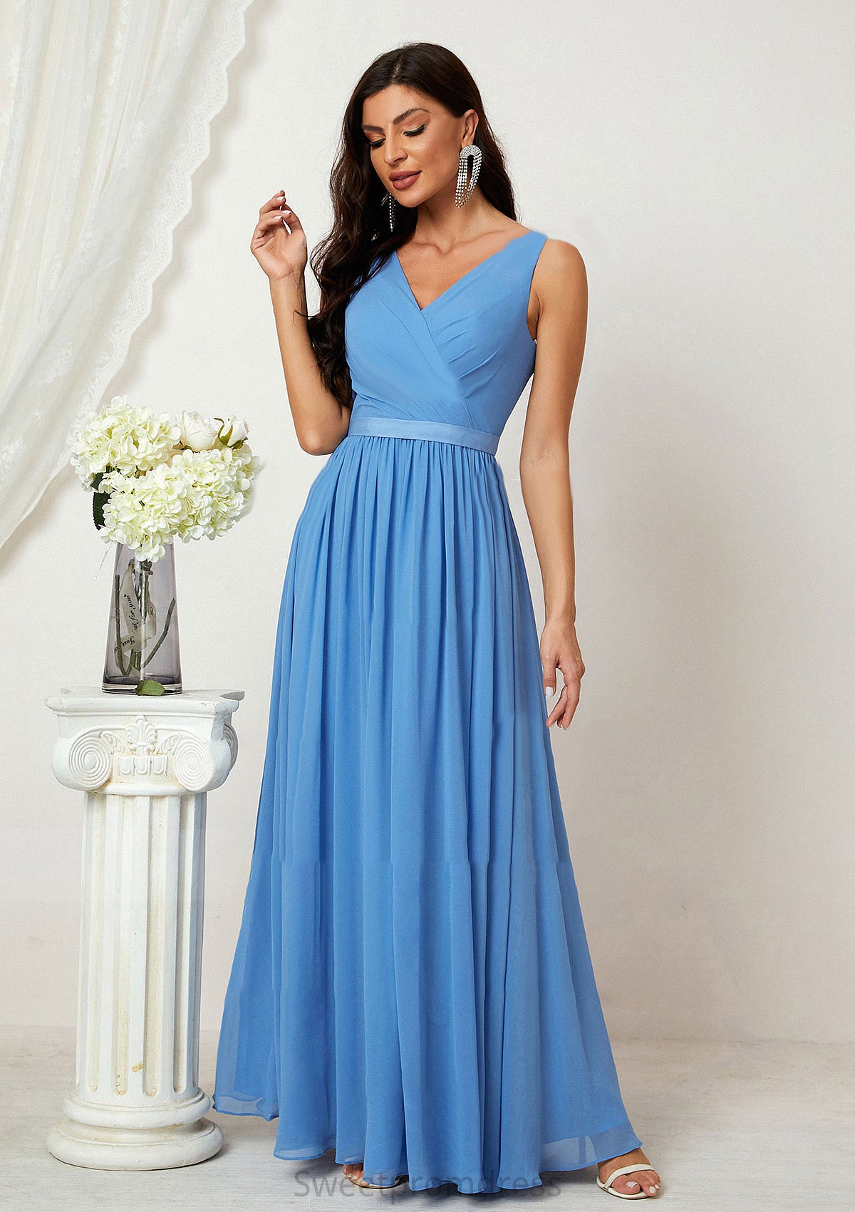 A-line V Neck Sleeveless Chiffon Long/Floor-Length Bridesmaid Dresses With Pleated Arabella DHP0025360