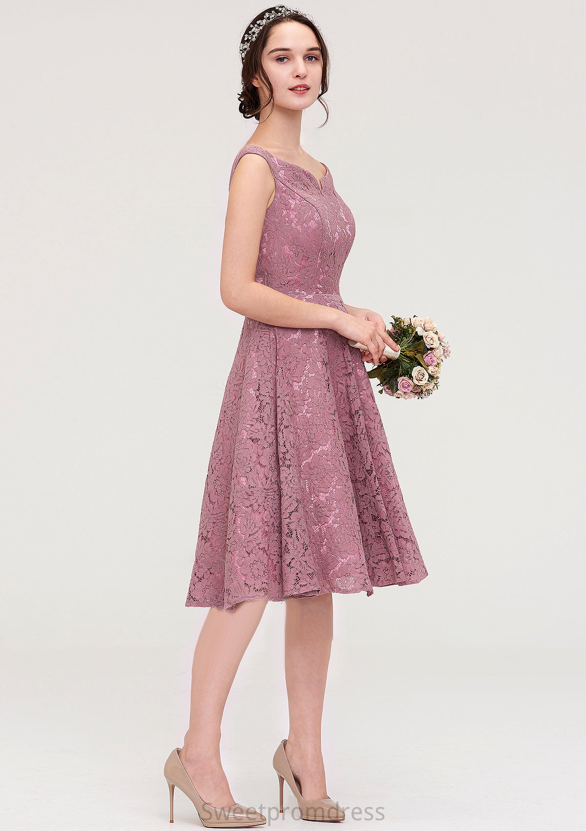 Sweetheart Sleeveless A-line/Princess Lace Knee-Length Bridesmaid Dresses Jessica DHP0025421