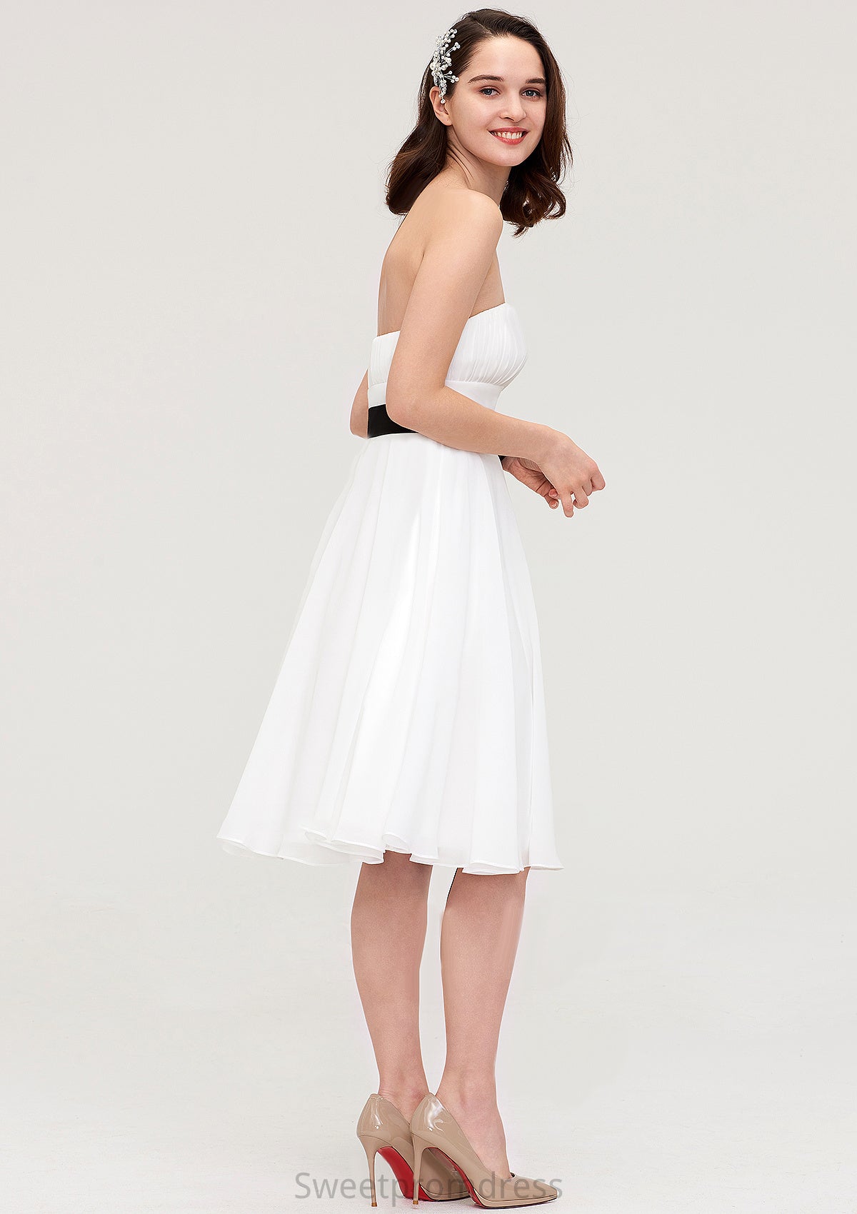 Strapless Sleeveless Knee-Length Chiffon A-line/Princess Bridesmaid Dresses With Pleated Sashes Rihanna DHP0025436