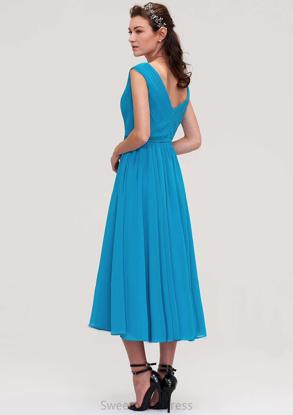 Sleeveless V Neck Tea-Length Chiffon A-line/Princess Bridesmaid Dresseses With Pleated Quinn DHP0025448