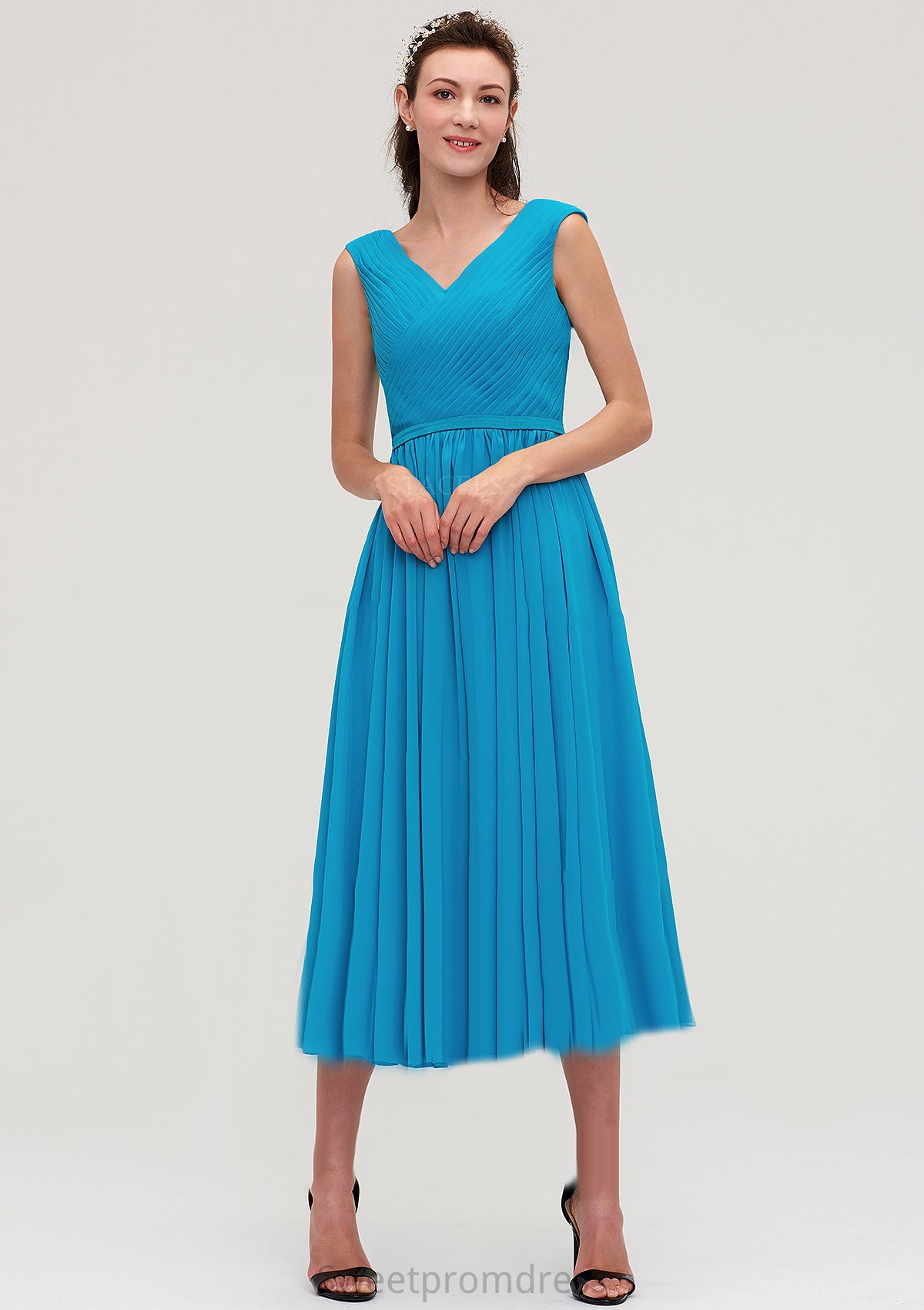 Sleeveless V Neck Tea-Length Chiffon A-line/Princess Bridesmaid Dresseses With Pleated Quinn DHP0025448