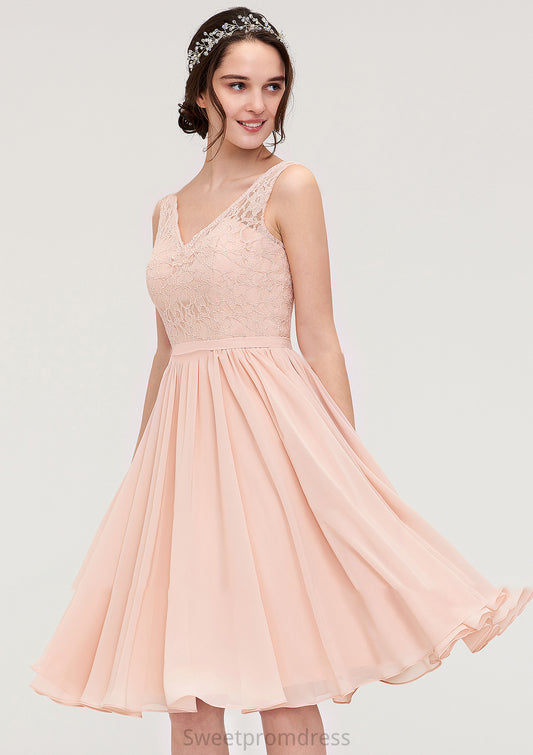 Sleeveless V Neck A-line/Princess Chiffon Knee-Length Bridesmaid Dresses With Lace Isabela DHP0025453