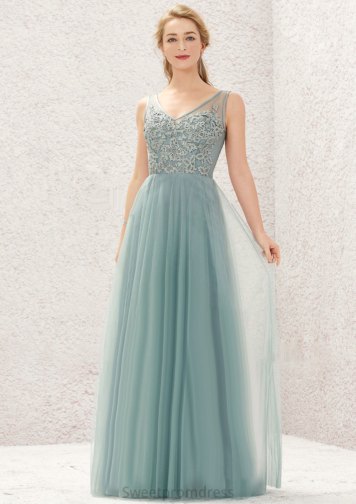 A-line V Neck Sleeveless Tulle Long/Floor-Length Bridesmaid Dresses With Lace Claudia DHP0025628