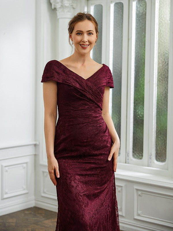 Ellie Sheath/Column Lace Ruched V-neck Short Sleeves Floor-Length Mother of the Bride Dresses DHP0020246