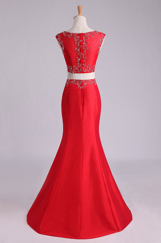 Prom Dresses Two Pieces Bateau Mermaid/Trumpet Beaded Floor-Length Tulle And Taffeta