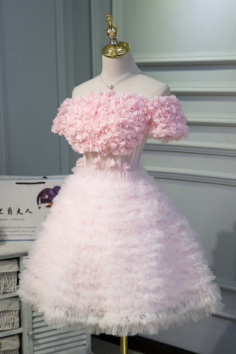 Pink A Line Tulle Homecoming Dresses with Flower Appliques