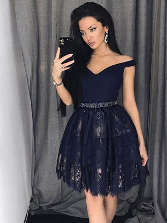 2024 Ball Gown Sweetheart Off-The-Shoulder Beading Cut Lace Jeanie Homecoming Dresses Short/Mini