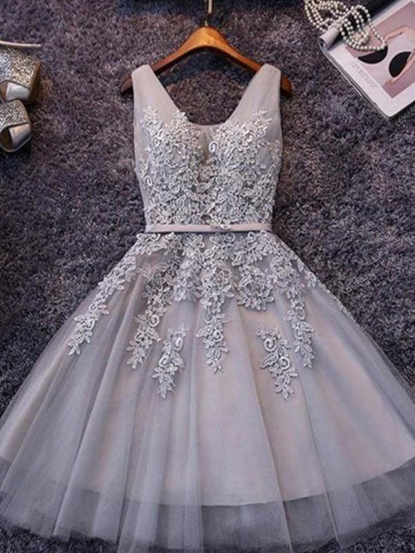 Tulle Sash/Ribbon/Belt Gabriela Homecoming Dresses Lace Applique Beading V Neck Up Sleeveless