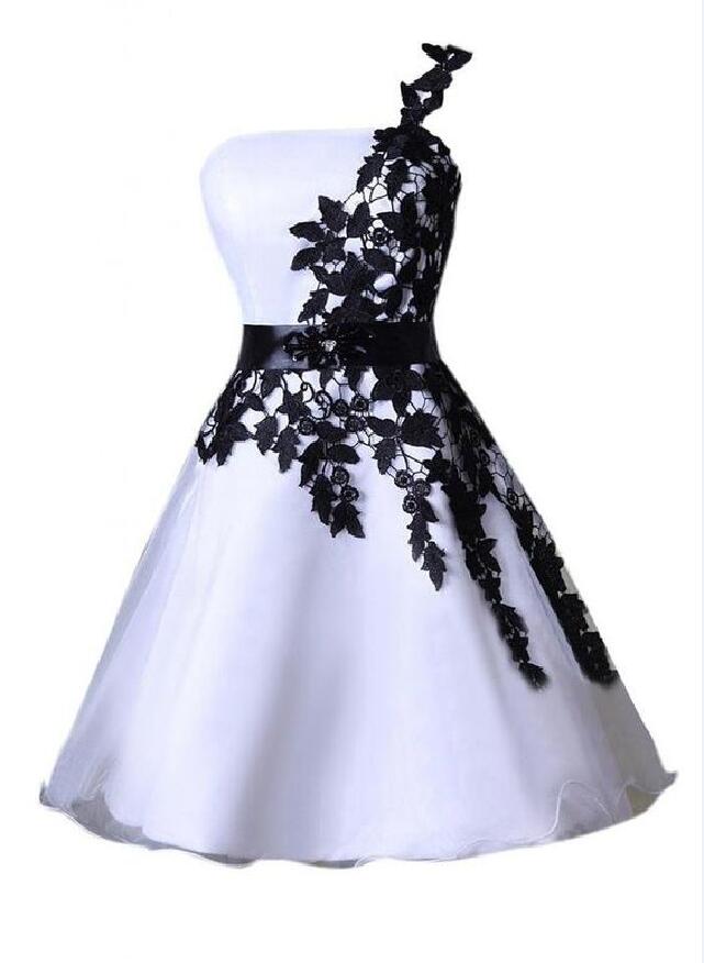 A Line Leyla Lace Homecoming Dresses Satin One Shoulder Up White Appliques Flowers