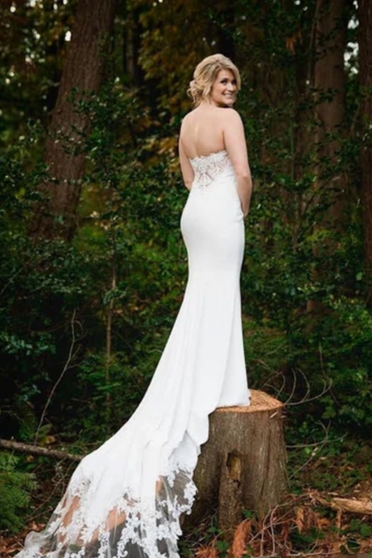 Sweetheart Wedding Dress With Chapel Train Satin SJSP6C244JT