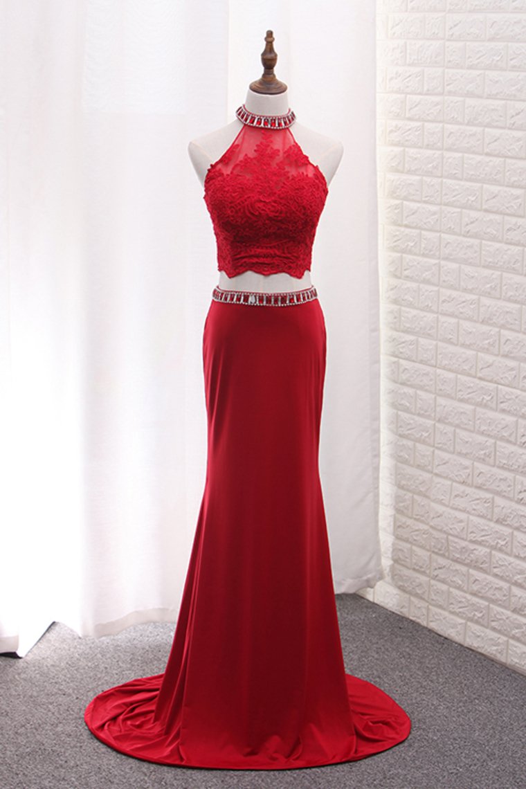 2024 High Neck Spandex Two Pieces Prom Dresses With Applique And Beads Sweep Train