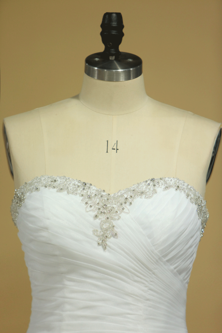 Plus Size Sweetheart Wedding Dresses Ruched Bodice Organza With Beading