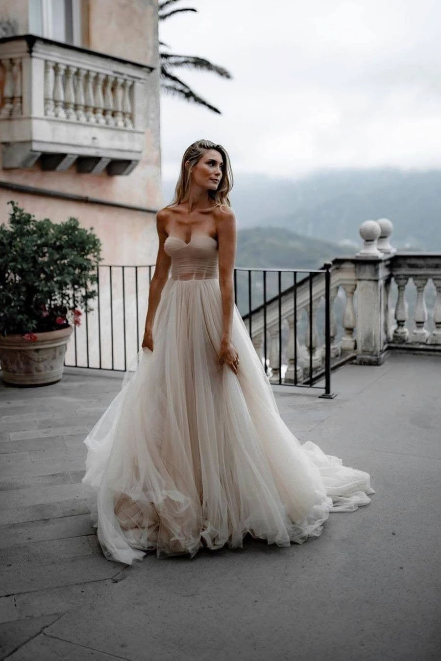 Rustic A Line Tulle Sweetheart Strapless Wedding Dresses, Sleeveless Beach Bridal Dresses SJS15526