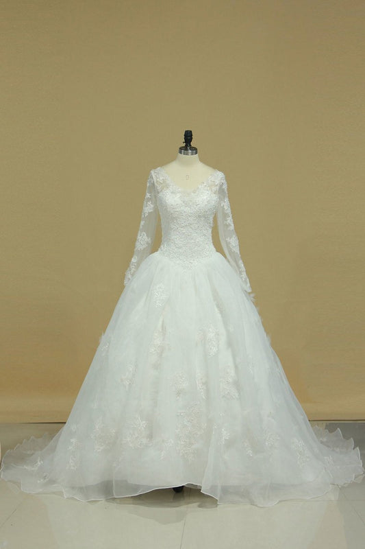 V Neck Long Sleeves Wedding Dresses With Applique Organza Open Back