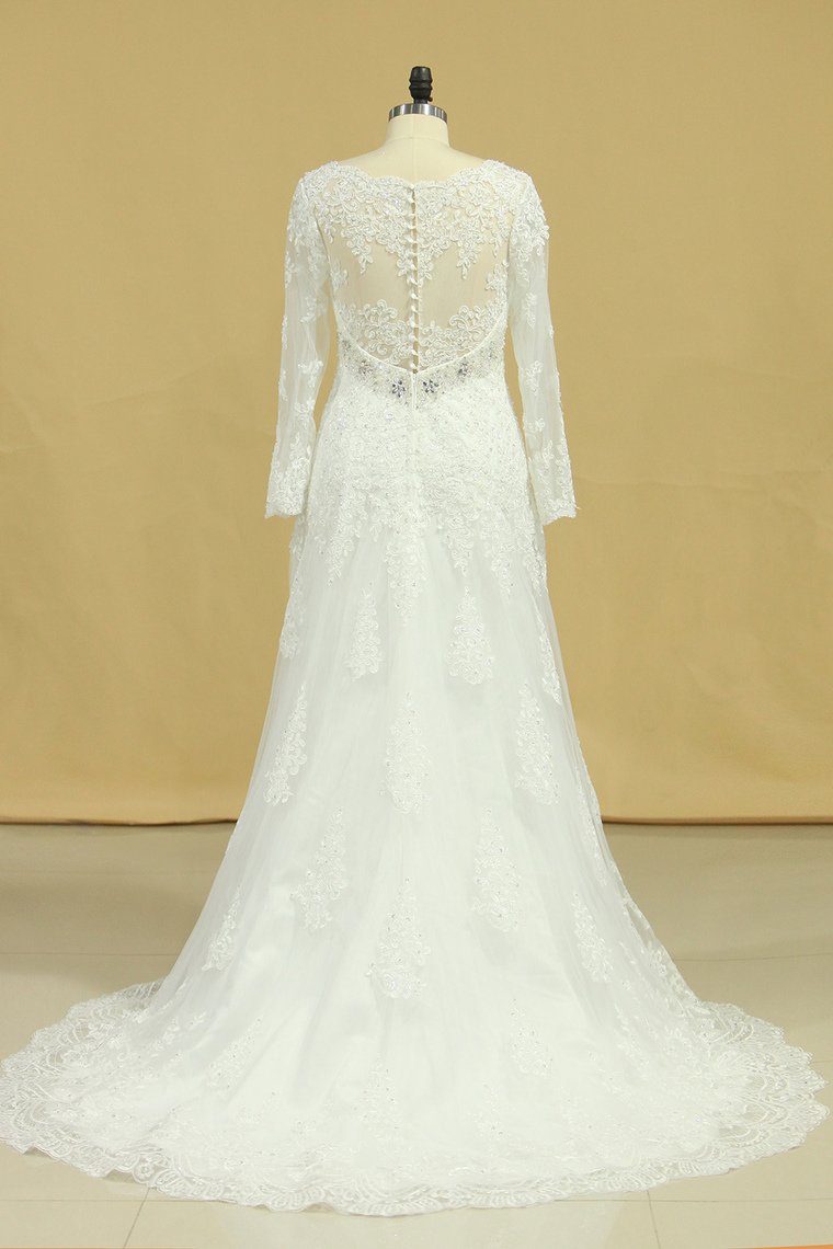 Plus Size V-Neck Long Sleeves Wedding Dresses With Applique Tulle