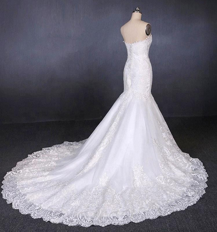 Charming Strapless Sweetheart Mermaid Lace Appliques White Wedding Dresses SJS15128