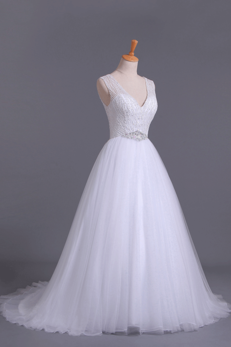 V-Neck A Line Wedding Dresses Tulle Beaded Bodice Court Train