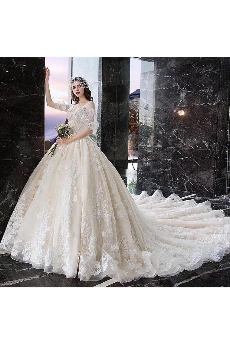 Princess Half Sleeve Ball Gown Wedding Dresses Appliques V Neck Bridal SJSPYYC62LK