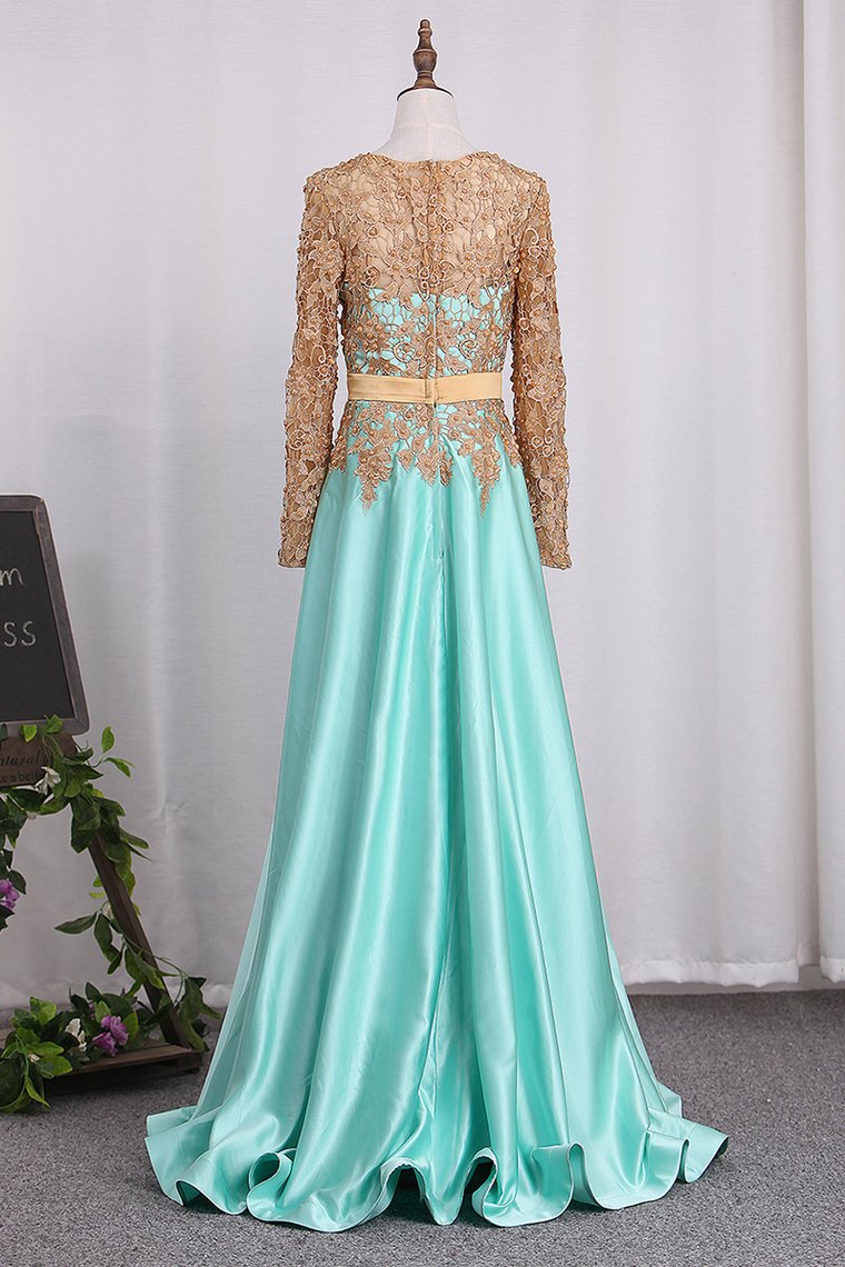 2024 Scoop Long Sleeves Satin A Line With Applique Evening Dresses