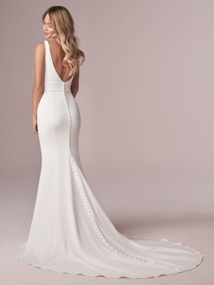 Satin Elegant V Neck Mermaid Beach Wedding Dresses Minimalist Gown