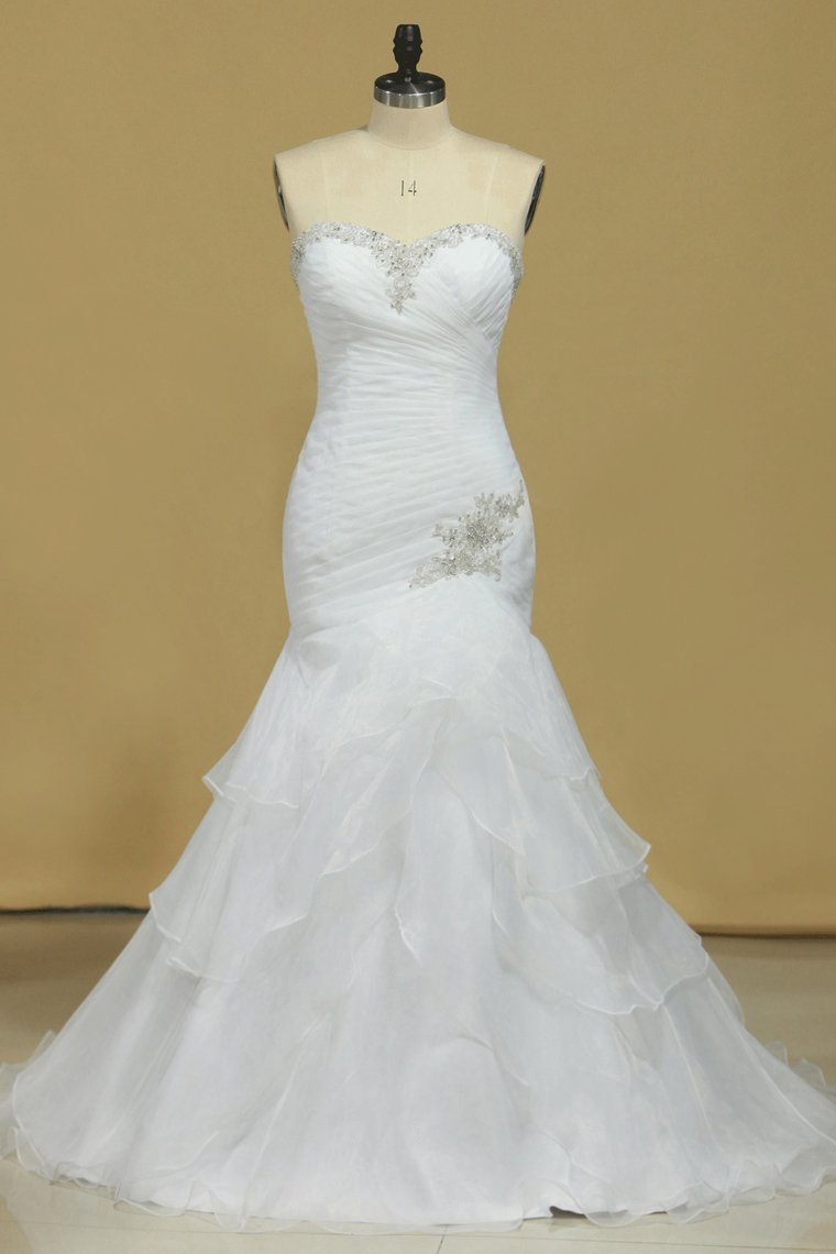 Plus Size Sweetheart Wedding Dresses Ruched Bodice Organza With Beading