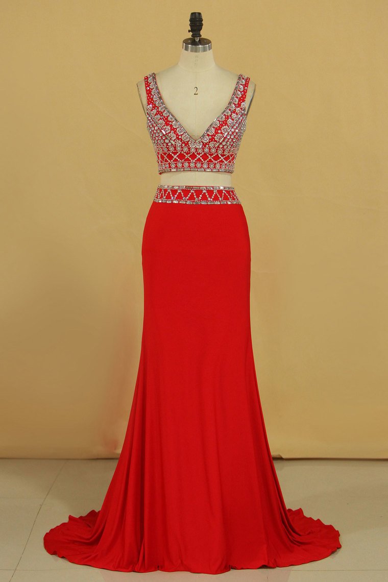 Two Pieces V Neck Prom Dresses Sheath Spandex With Beading Floor Length