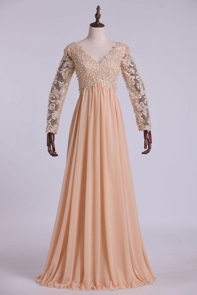 2024 Best Selling Prom Dresses Long Sleeves A Line V Neck Chiffon