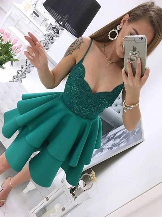 Spaghetti Straps Green Short Saniya Homecoming Dresses Lace Layered Green Formal Graduation Evening Dresses DH8744