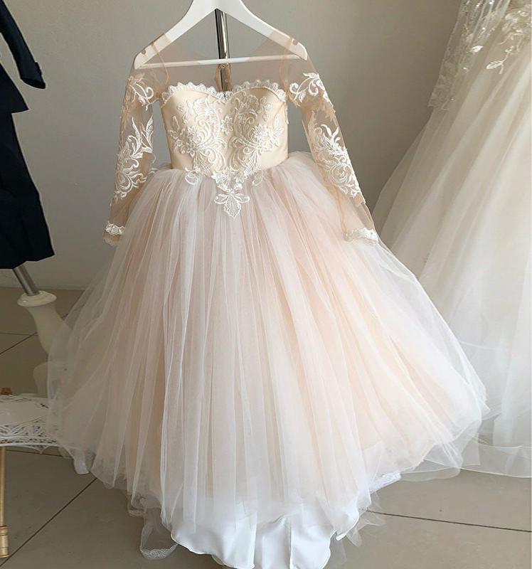 Princess A-Line Round Neck Tulle Long Sleeves Bowknot Flower Girl Dress with Appliques JS797