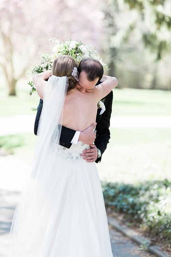 A-Line Sweetheart Court Train Sleeveless White Wedding Dress with Lace Beading JS94