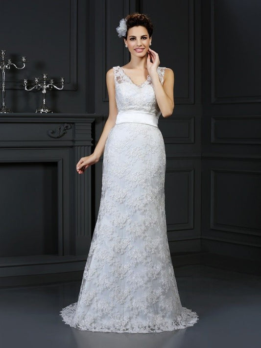 Sweetheart Sleeveless Applique Trumpet/Mermaid Long Lace Wedding Dresses