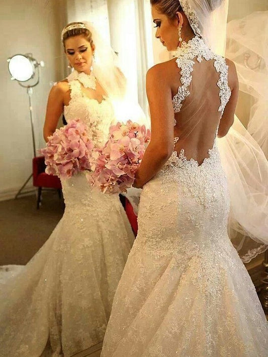 Lace Sleeveless Court Neck Trumpet/Mermaid High Train Wedding Dresses