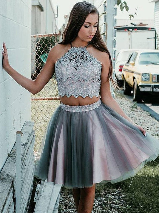 Tulle A-Line/Princess Halter Applique Sleeveless Short/Mini Two Piece Dresses