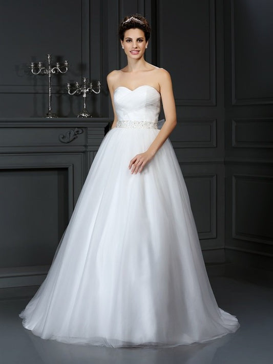 Sleeveless Beading Long Ball Sweetheart Gown Net Wedding Dresses