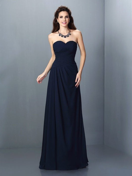 Long Sleeveless A-Line/Princess Sweetheart Pleats Chiffon Bridesmaid Dresses