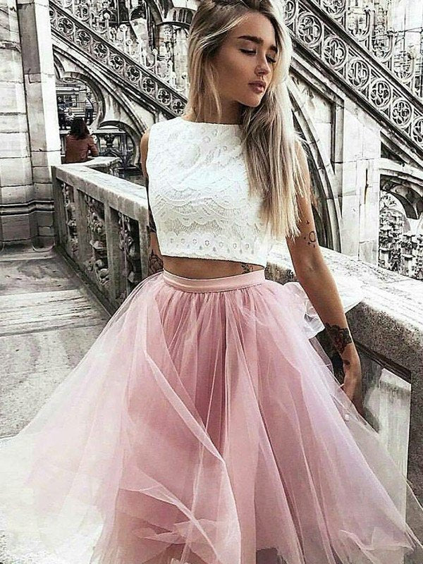 Sleeveless Knee-Length Bateau Lace A-Line/Princess Tulle Two Piece Dresses