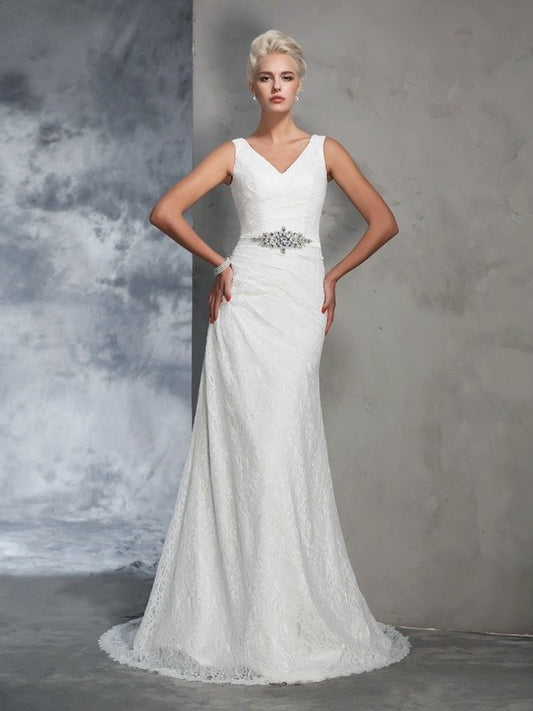 Trumpet/Mermaid Sleeveless Long Lace V-neck Lace Wedding Dresses