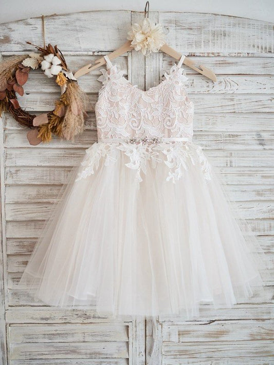 Sleeveless A-Line/Princess Tulle V-neck Lace Knee-Length Flower Girl Dresses