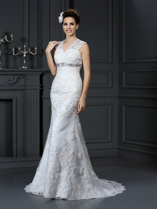 Sheath/Column Sleeveless Long Beading V-neck Lace Wedding Dresses