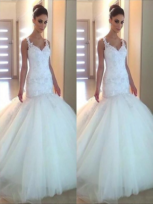 Trumpet/Mermaid Sleeveless Applique Court V-neck Tulle Train Wedding Dresses